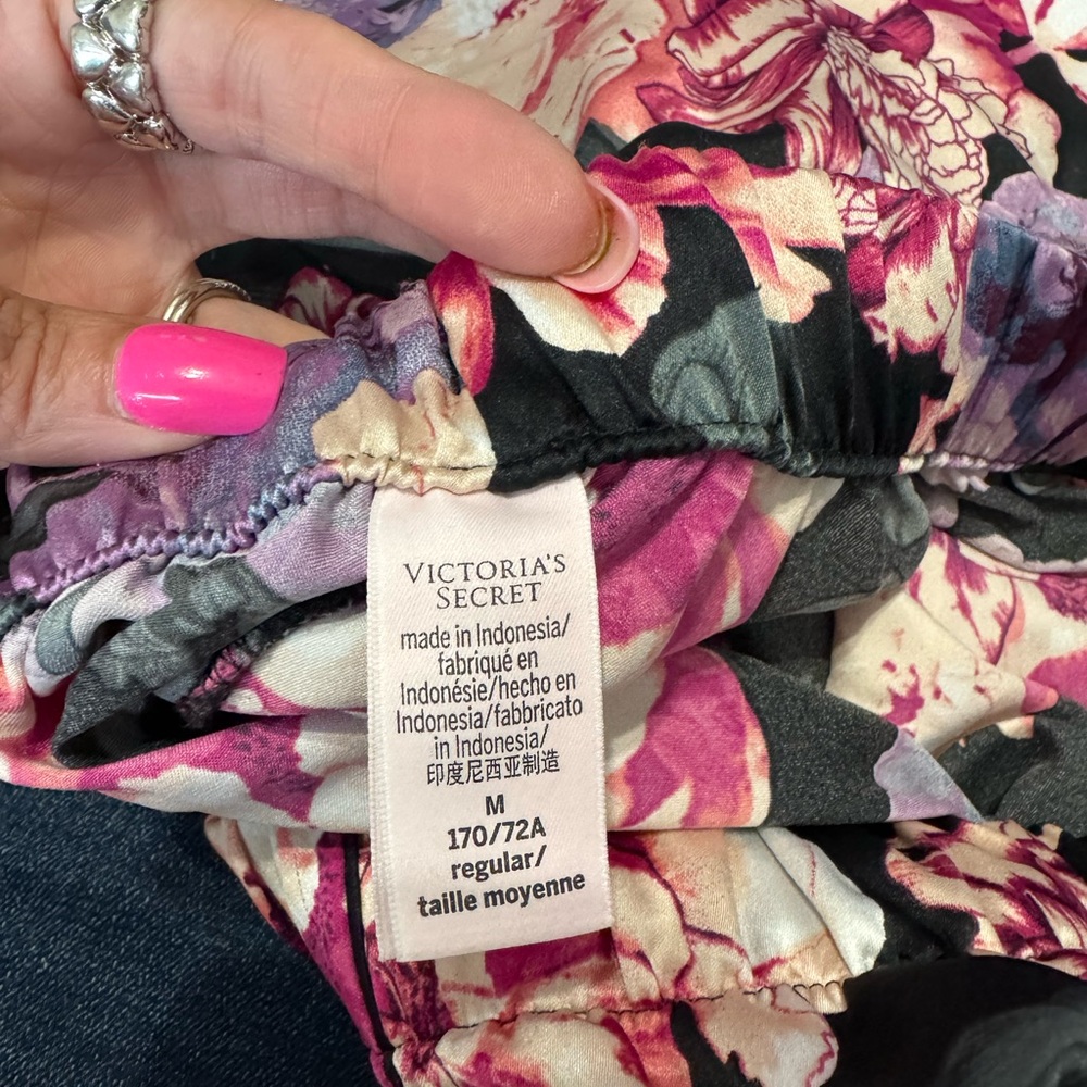 Victoria's Secret Pink and Purple Floral Soft Pajamas NWOT - Picture 5 of 6